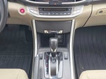 2015 Accord Thumbnail 12