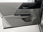 2015 Accord Thumbnail 12
