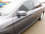 2015 Accord Thumbnail 11