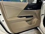 2015 Accord Thumbnail 18