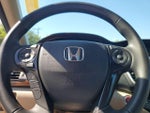 2016 Accord Thumbnail 14
