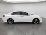 2016 Accord Thumbnail 4