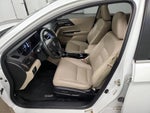 2016 Accord Thumbnail 10
