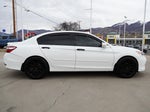 2017 Accord Thumbnail 8
