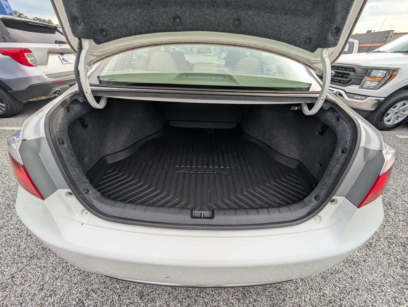 2015 Honda Accord - $11,200
