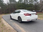 2017 Accord Thumbnail 10