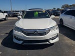 2017 Accord Thumbnail 2