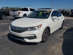2017 Accord Thumbnail 3