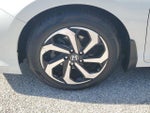 2017 Accord Thumbnail 5