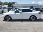 2017 Accord Thumbnail 6