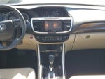 2017 Accord Thumbnail 15