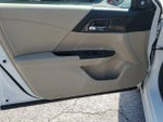 2017 Accord Thumbnail 18