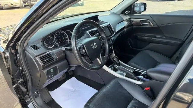 2016 Honda Accord EX-L w/Navi w/Honda Sensing