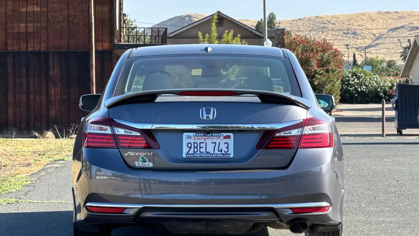 2017 Honda Accord EX-L w/Navi w/Honda Sensing