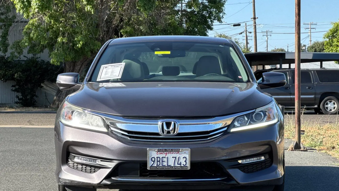 2017 Honda Accord EX-L w/Navi w/Honda Sensing