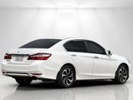 2017 Accord Thumbnail 3