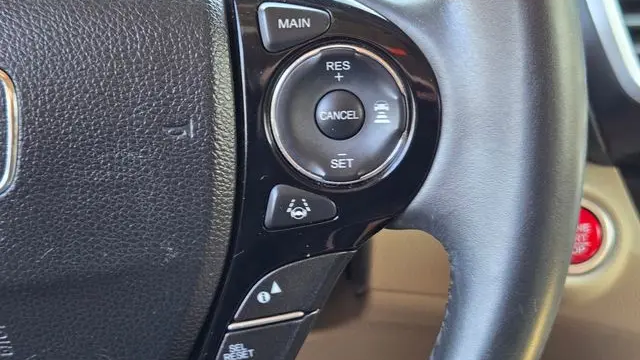 2017 Honda Accord EX-L V6 w/Navi w/Honda Sensing
