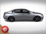 2017 Accord Thumbnail 2