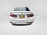 2016 Accord Thumbnail 3