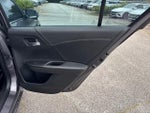 2015 Accord Thumbnail 16