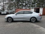 2017 Accord Thumbnail 4