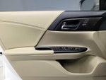 2015 Accord Thumbnail 12