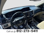 2017 Accord Thumbnail 9