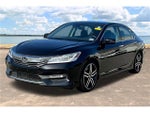 2017 Accord Thumbnail 2