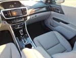 2017 Accord Thumbnail 9
