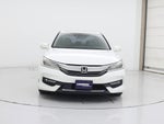 2017 Accord Thumbnail 5