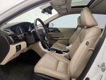 2017 Accord Thumbnail 11