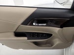2017 Accord Thumbnail 12