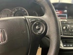 2015 Accord Thumbnail 15