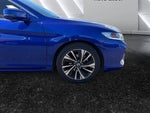 2016 Accord Thumbnail 24