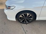 2016 Accord Thumbnail 5