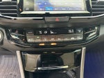 2017 Accord Thumbnail 23