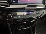 2016 Accord Thumbnail 17
