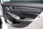 2020 Accord Thumbnail 16