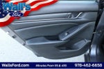2018 Accord Thumbnail 17