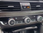 2019 Accord Thumbnail 18