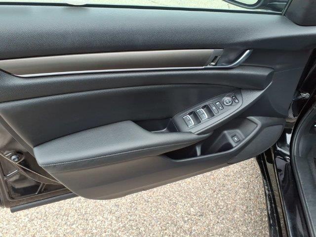 2019 Honda Accord - $17,500