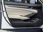 2019 Accord Thumbnail 13