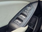 2019 Accord Thumbnail 14