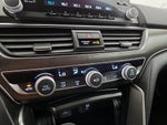 2019 Accord Thumbnail 16