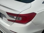 2018 Accord Thumbnail 24