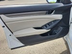 2019 Accord Thumbnail 14