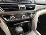 2019 Accord Thumbnail 16