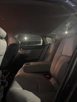 2018 Accord Thumbnail 24