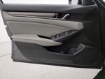 2018 Accord Thumbnail 12