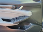 2019 Accord Thumbnail 14